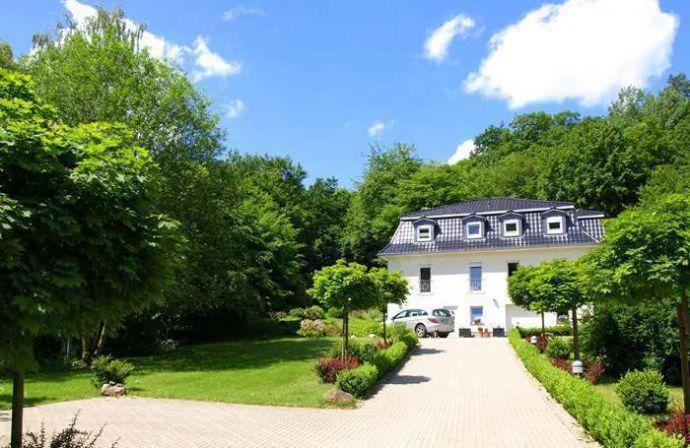 Weisses-Haus-Am-Kurpark-Fewo-Bergblick Bad Suderode Luaran gambar